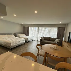Aparthotel New Aloha Waikiki Ilikai Free Parking